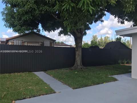 17940 NW 85th Ave, Hialeah FL - photo 11 of 13