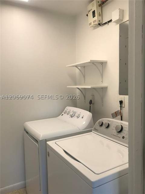 17940 NW 85th Ave, Hialeah FL - photo 9 of 13