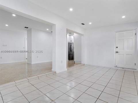17320 NW 80th Ave, Hialeah FL - photo 11 of 44