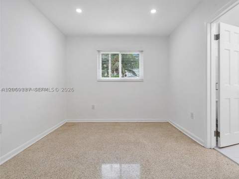 17320 NW 80th Ave, Hialeah FL - photo 19 of 44