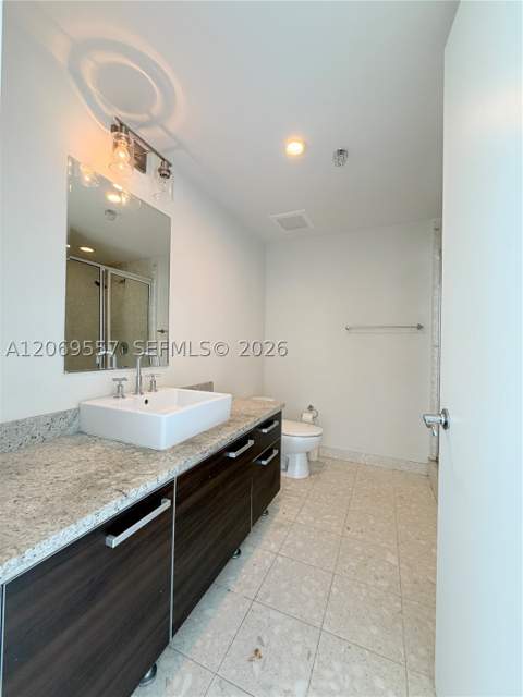 185 SW 7th St 4100, Miami FL - photo 6 of 33