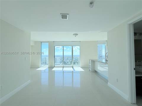 185 SW 7th St 4100, Miami FL - photo 9 of 33