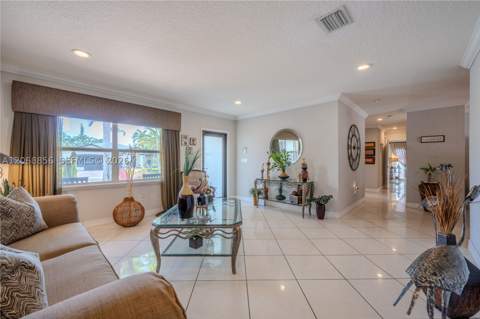 10210 SW 191st St, Cutler Bay FL - photo 9 of 71