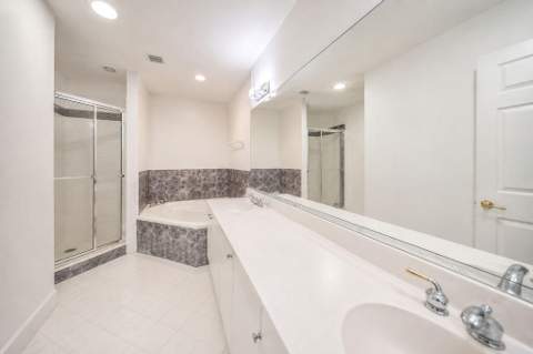 5733 NW 112th Place, Doral FL - photo 21 of 37