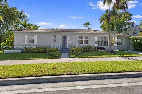 2470 SW 23rd Ave, Miami FL - photo 11 of 45