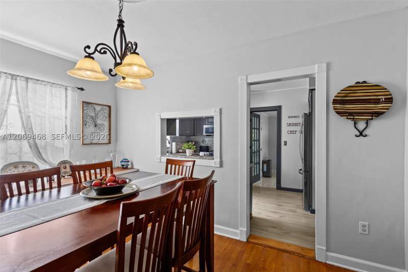 3 bedroom SingleFamilyResidence at 2470 SW 23rd Ave, Silver Bluff Est-Sec B, Miami — photo 4