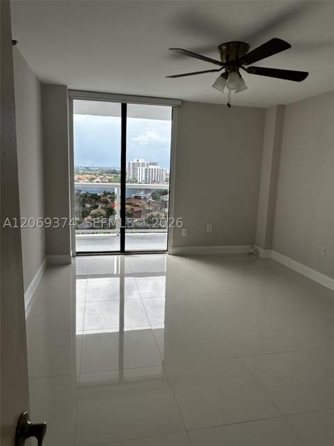 20515 E Country Club Dr 1749, Aventura FL - photo 10 of 23