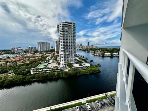 20515 E Country Club Dr 1749, Aventura FL - photo 16 of 23