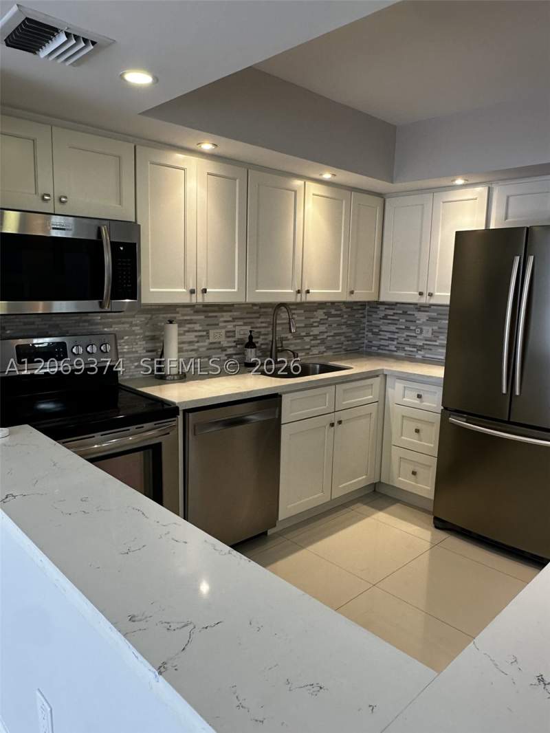2 bedroom Condominium at 20515 E Country Club Dr 1749, Waterview Condo, Aventura — photo 2