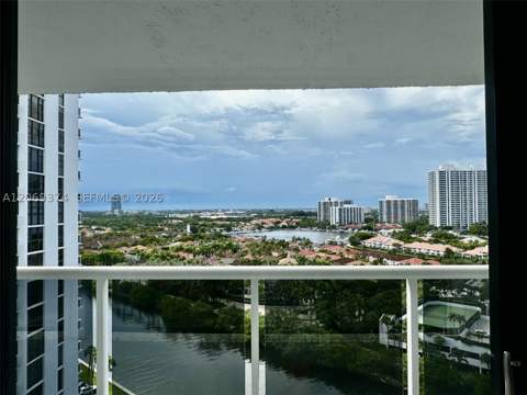 20515 E Country Club Dr 1749, Aventura FL - photo 8 of 23