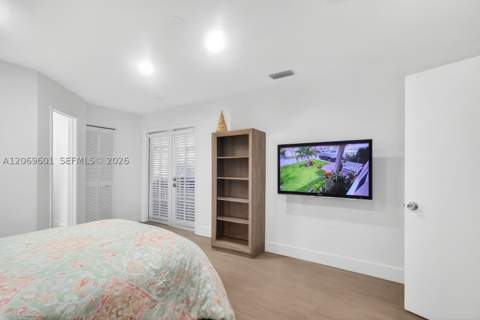18847 NW 83rd Pl, Hialeah FL - photo 19 of 42