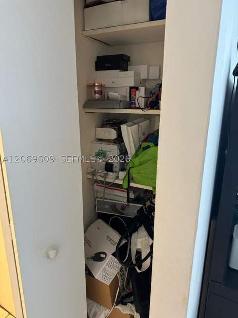 2020 NE 135th St 609, North Miami FL - photo 15 of 53