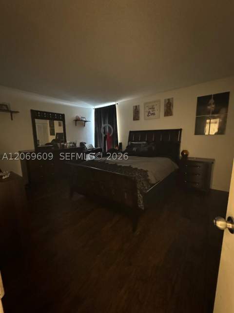 2020 NE 135th St 609, North Miami FL - photo 18 of 53