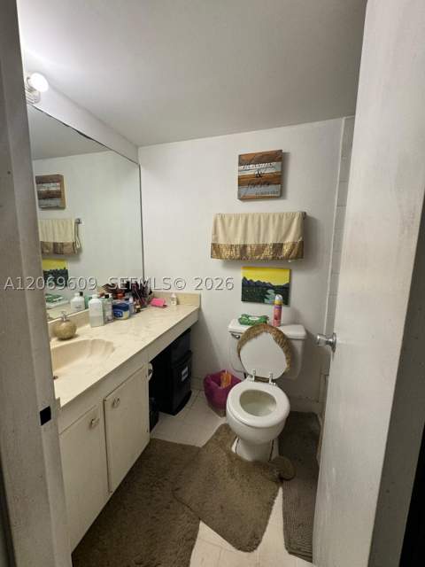 2020 NE 135th St 609, North Miami FL - photo 19 of 53