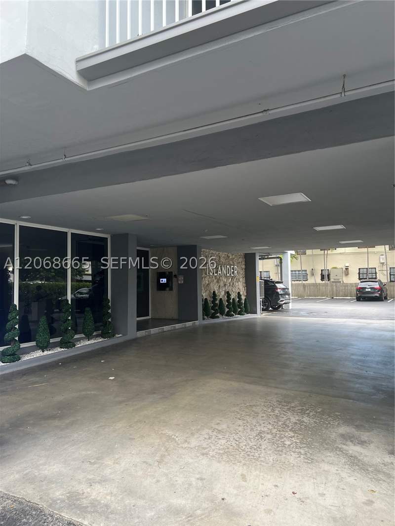 1 bedroom Condominium at 1255 Collins Ave 705, Islander Condo Apts, Miami Beach — photo 2