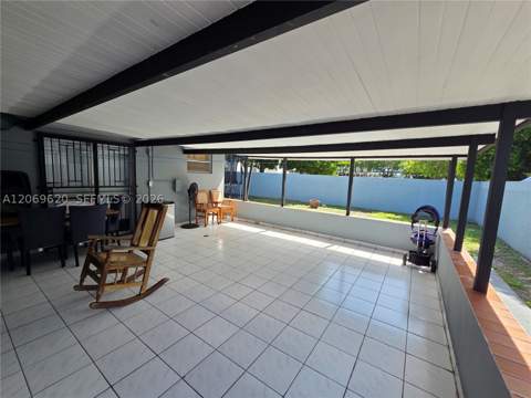 7825 W 4th Ln, Hialeah FL - photo 14 of 21