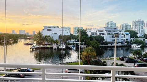 400 Kings Point Dr 316, Sunny Isles Beach FL - photo 16 of 16