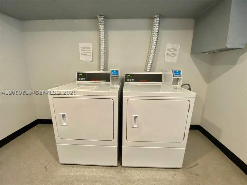 1 bedroom Condominium at 400 Kings Point Dr 316, Coastal Towers Condo, Sunny Isles Beach — photo 4