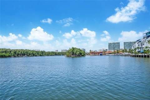 400 Kings Point Dr 316, Sunny Isles Beach FL - photo 8 of 16