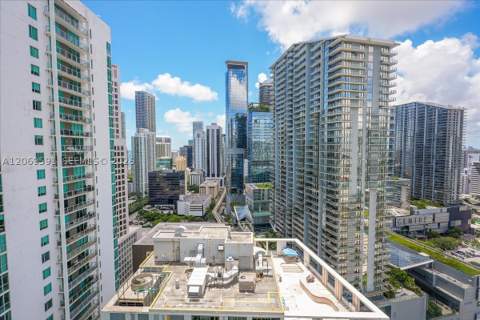 41 SE 5th St 1908, Miami FL - photo 12 of 51