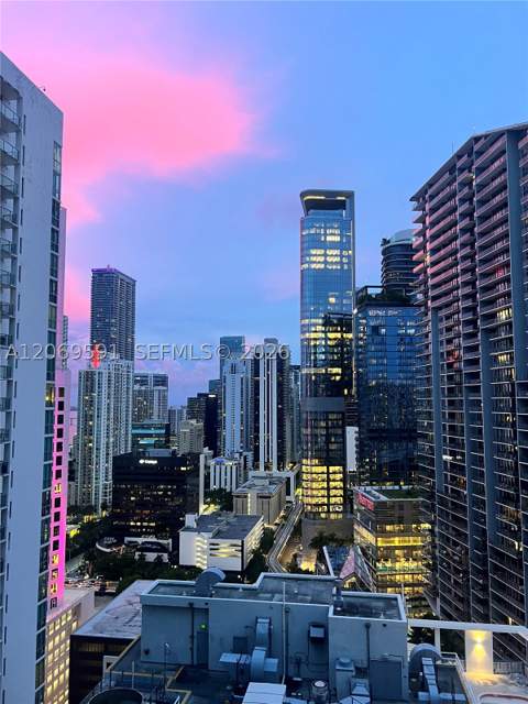 41 SE 5th St 1908, Miami FL - photo 18 of 51
