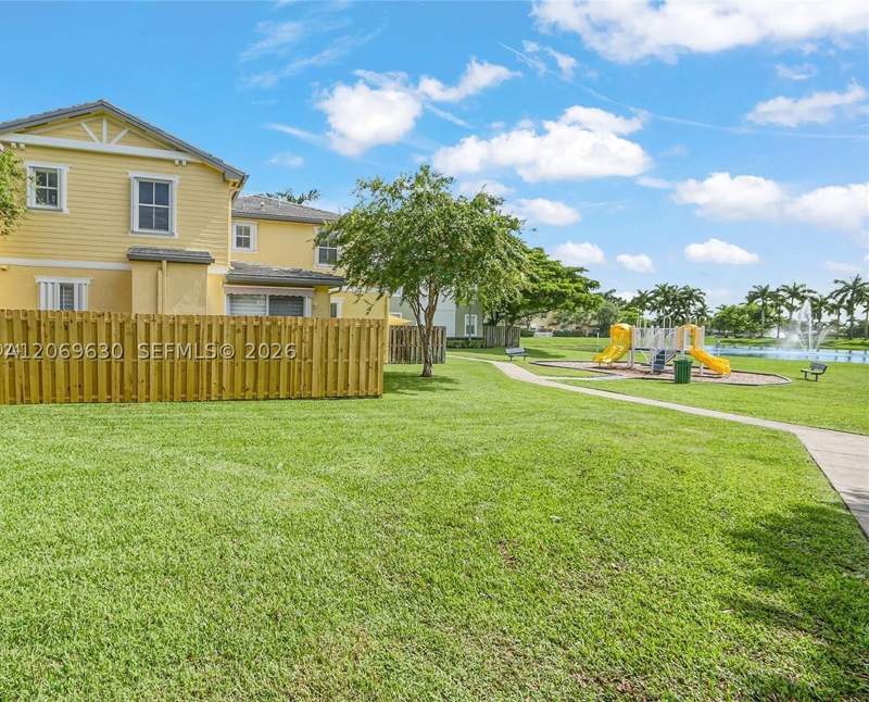 3 bedroom Townhouse at 2928 SE 2nd St 3, Fiji Condo No 2, Homestead — photo 4
