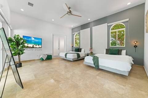 12141 Walsh Blvd, Miami FL - photo 8 of 10
