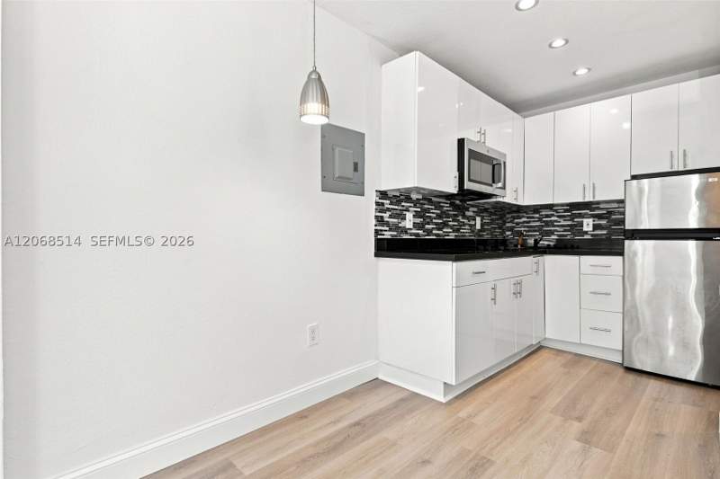 0 bedroom Condominium at 119 Menores Ave 2, Menores Condo, Coral Gables — photo 4