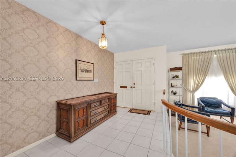 4 bedroom SingleFamilyResidence at 11800 SW 72nd Ave, Montgomery East Sec 2, Pinecrest — photo 4
