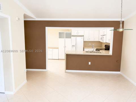 464 NE 210th Cir Ter 201-10A, Miami FL - photo 9 of 22