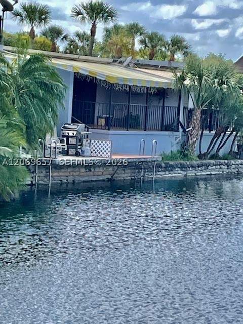 6364 Milk Wagon Ln, Miami Lakes FL - photo 15 of 18