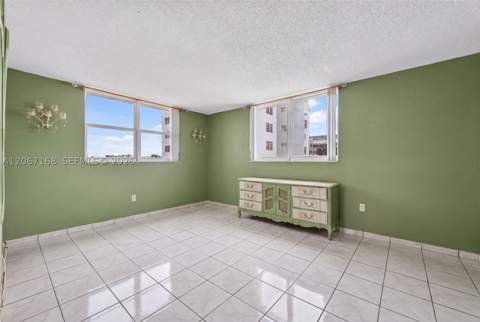 12500 NE 15th Ave 306, North Miami FL - photo 17 of 29