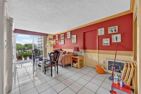 12500 NE 15th Ave 306, North Miami FL - photo 9 of 29