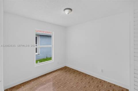744 SW 9th St, Florida City FL - photo 24 of 34