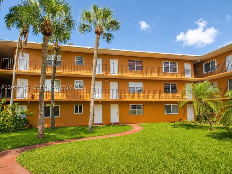 2 bedroom Condominium at 1230 W 54th St 329A, The Kensington Condo, Hialeah — photo 2