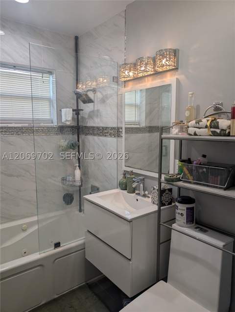 560 NW 184th Ter, Miami Gardens FL - photo 22 of 38