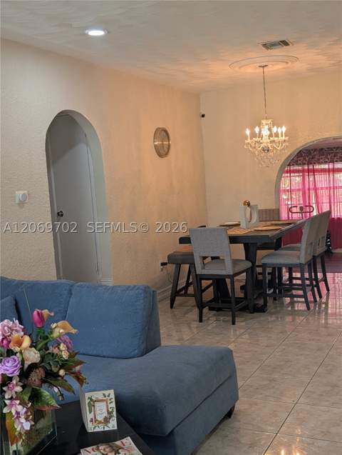 560 NW 184th Ter, Miami Gardens FL - photo 7 of 38