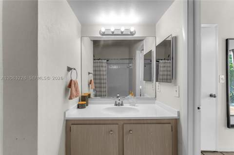 11209 SW 114th Lane Circle, Miami FL - photo 12 of 25