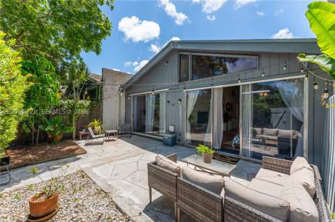 11209 SW 114th Lane Circle, Miami FL - photo 17 of 25