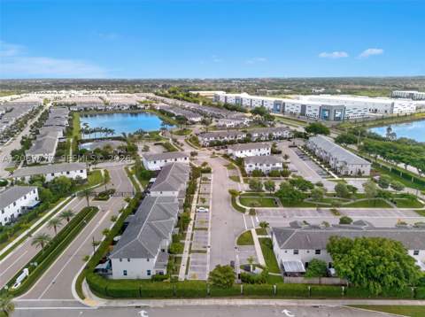 1586 SE 27th Ter 1586, Homestead FL - photo 20 of 34