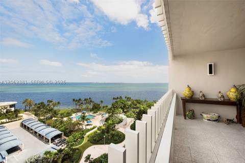 2 Grove Isle Dr B1109, Coconut Grove FL - photo 24 of 28