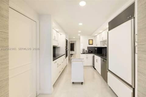 2 Grove Isle Dr B1109, Coconut Grove FL - photo 6 of 28