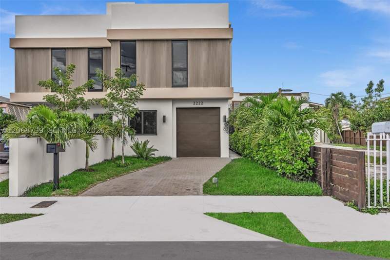 4 bedroom Townhouse at 2222 SW 14th St right, Grapeland, Miami — photo 4