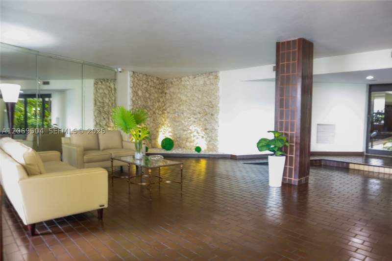 2 bedroom Condominium at 13951 Kendale Lakes Cir 310A, Towers Of Kendale Lakes C, Miami — photo 5