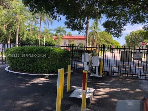10852 N Kendall Dr 316, Miami FL - photo 10 of 20