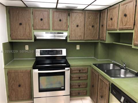 10852 N Kendall Dr 316, Miami FL - photo 15 of 20