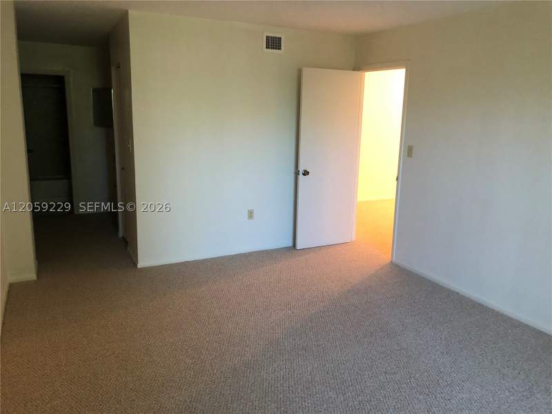 1 bedroom Condominium at 10852 N Kendall Dr 316, Kendall Gate Condo, Miami — photo 2