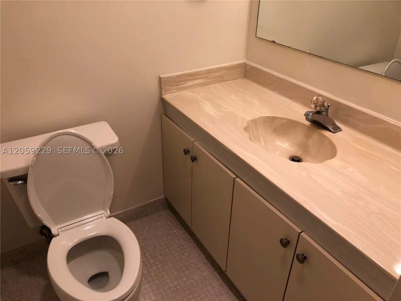 1 bedroom Condominium at 10852 N Kendall Dr 316, Kendall Gate Condo, Miami — photo 5