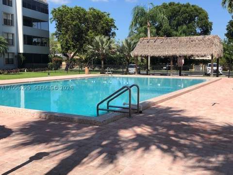 10852 N Kendall Dr 316, Miami FL - photo 6 of 20