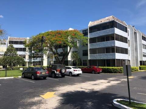 10852 N Kendall Dr 316, Miami FL - photo 9 of 20